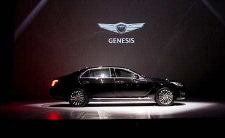 Hyundai представила в России премиальный бренд Genesis